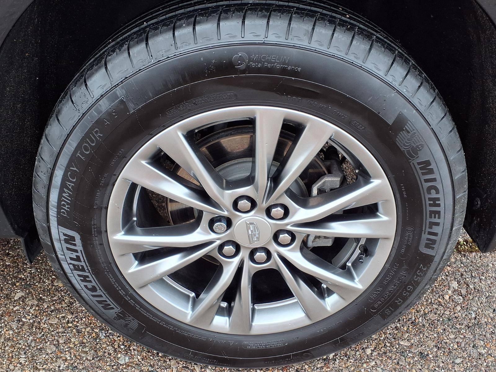 Used 2023 Cadillac XT5 Premium Luxury w/ LPO, Floor Liner Package AWD/4WD image 8