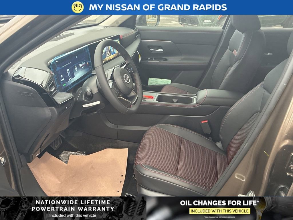 New 2026 Nissan Kicks SR w/ Cold Weather Package image 14