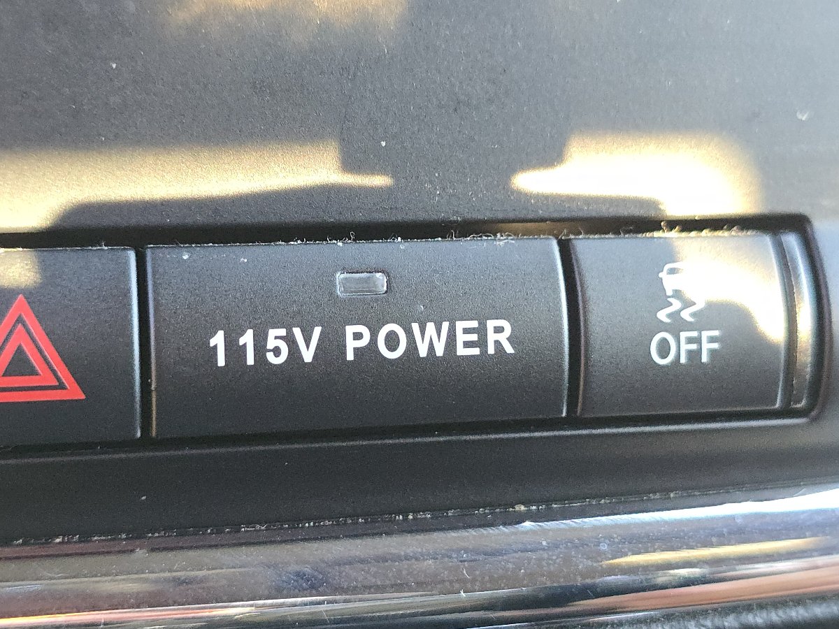 Used 2018 Dodge Grand Caravan GT FWD image 32