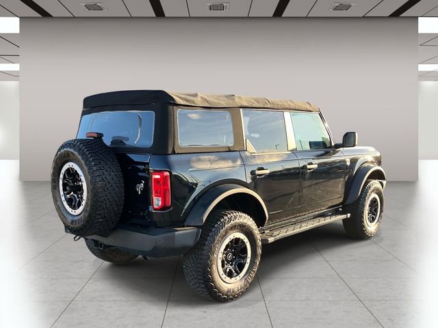 Used 2023 Ford Bronco Big Bend w/ Sasquatch Package image 3
