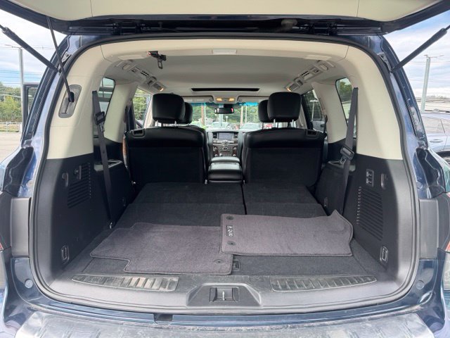 Used 2016 INFINITI QX80 4WD w/ Driver's Assistance Package image 25