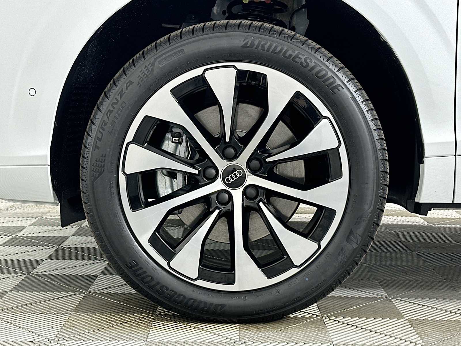 New 2026 Audi Q3 quattro 2.0T image 30