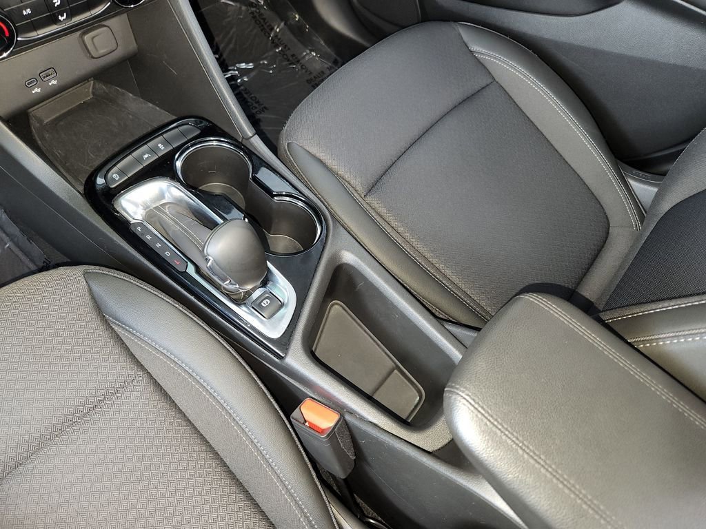 Used 2025 Buick Encore GX Preferred image 21