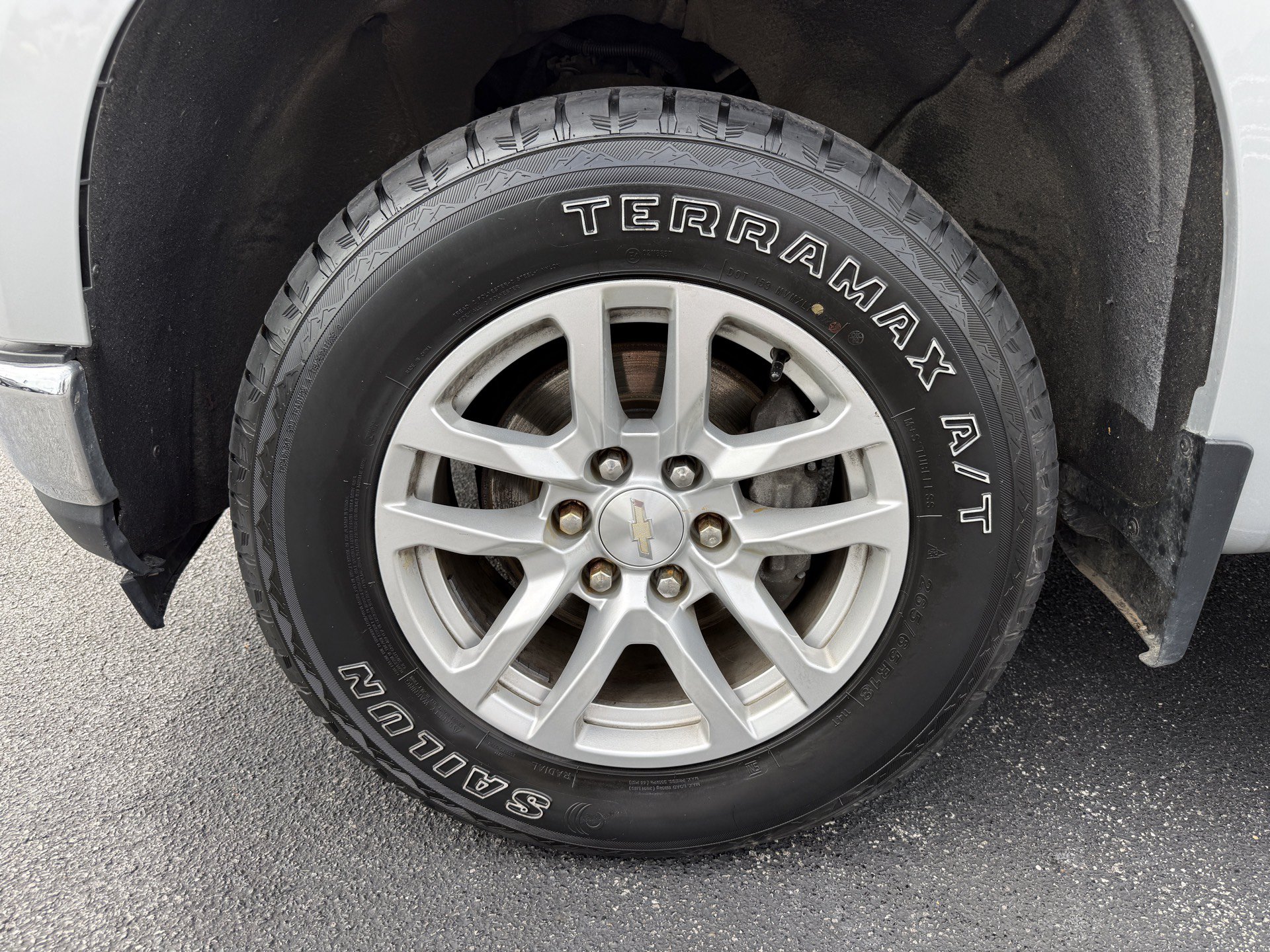 Used 2021 Chevrolet Silverado 1500 LT w/ Z71 Off-Road Package AWD/4WD image 34