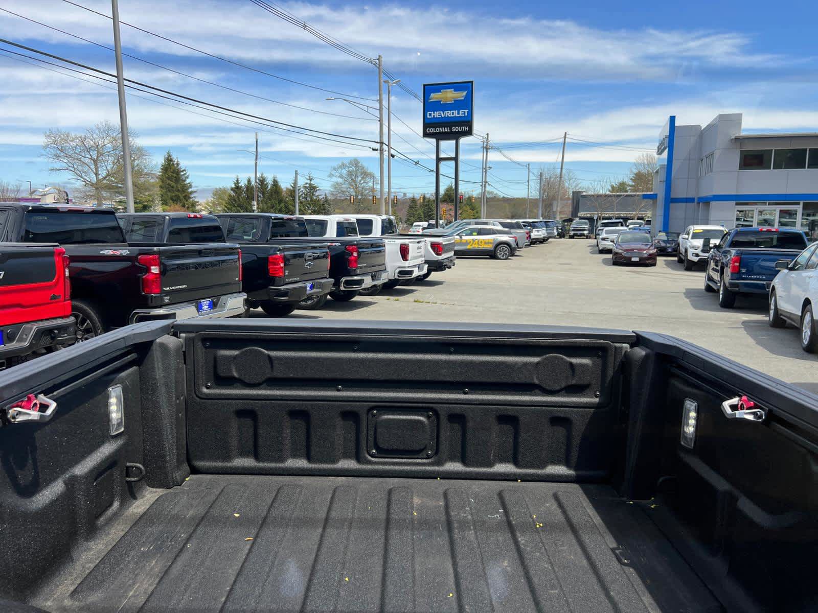 Used 2022 Jeep Gladiator Rubicon w/ LED Lighting Group AWD/4WD image 36