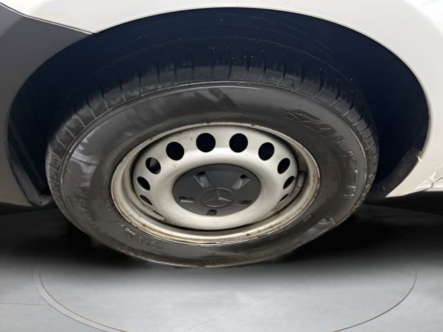 Used 2023 Mercedes-Benz Metris image 9