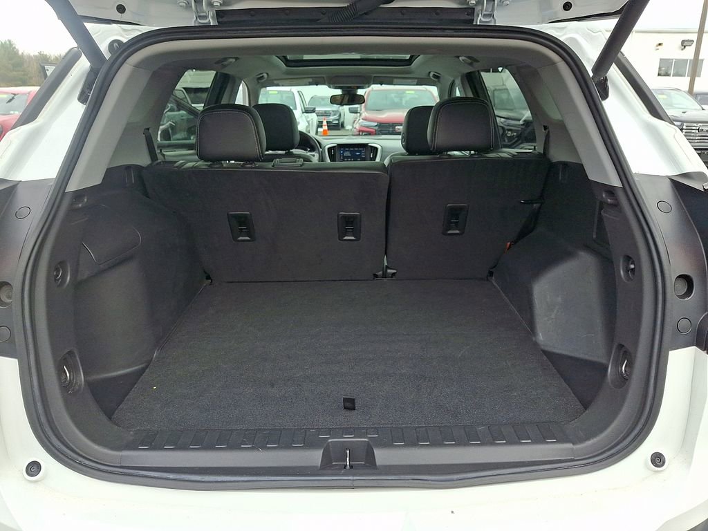 Certified 2022 GMC Terrain SLT w/ Infotainment Package II image 29