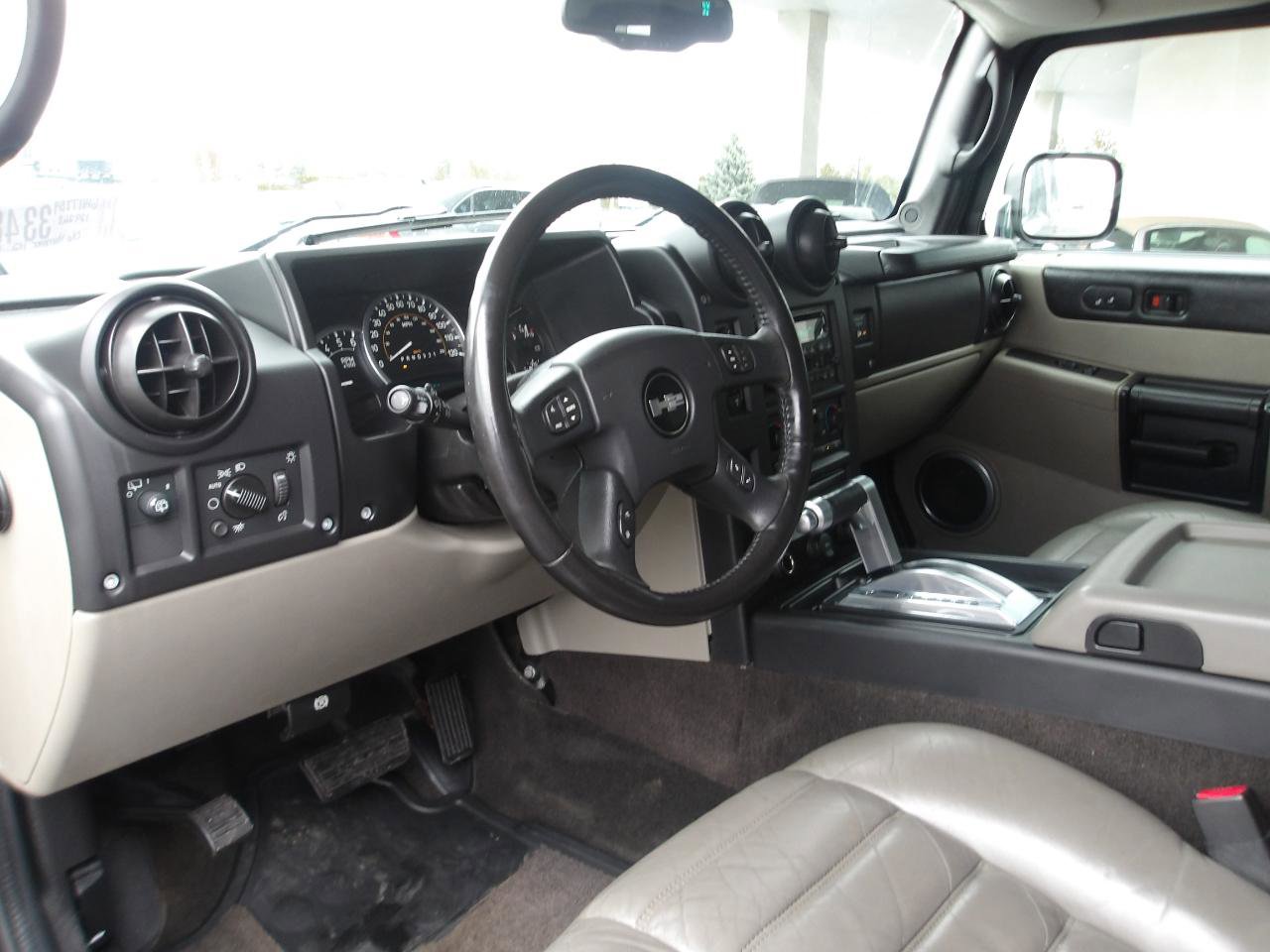 Used 2006 HUMMER H2 image 9