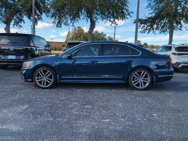 Used 2019 Volkswagen Passat 2.0T SE R-Line image 3