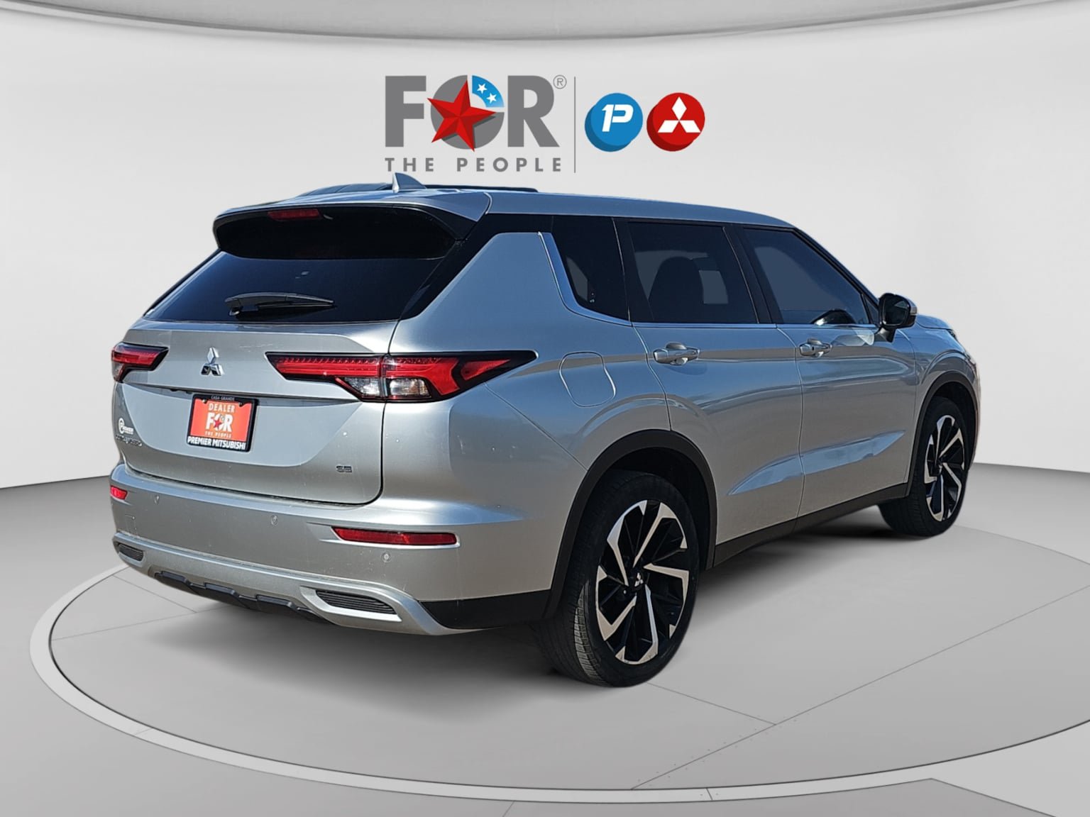 Used 2023 Mitsubishi Outlander SE FWD image 5