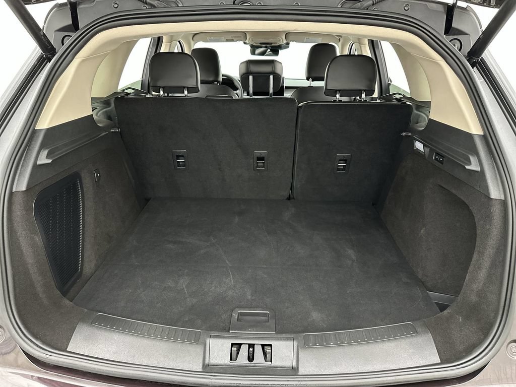 Used 2023 Lincoln Corsair AWD w/ Equipment Group 101A image 23