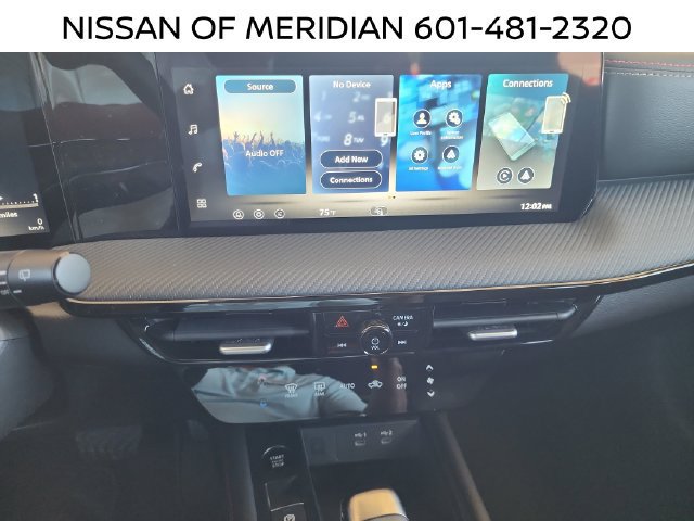 New 2027 Nissan Kicks SR FWD image 16