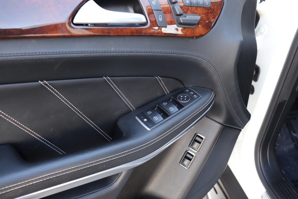 Used 2014 Mercedes-Benz GL 63 AMG 4MATIC image 40