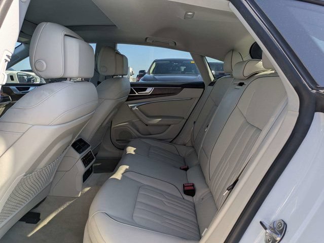 Used 2022 Audi A7 3.0T Prestige w/ Luxury Package AWD/4WD image 12