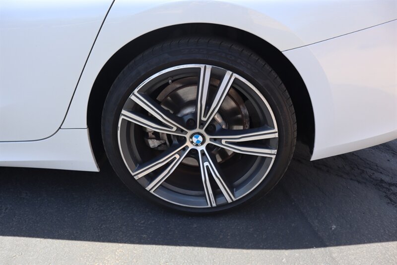 Used 2021 BMW 330e w/ Driving Assistance Package RWD image 19