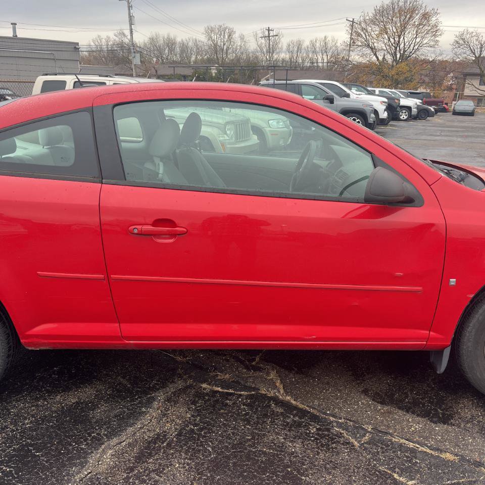 Used 2009 Chevrolet Cobalt LS w/ Protection Package FWD image 9