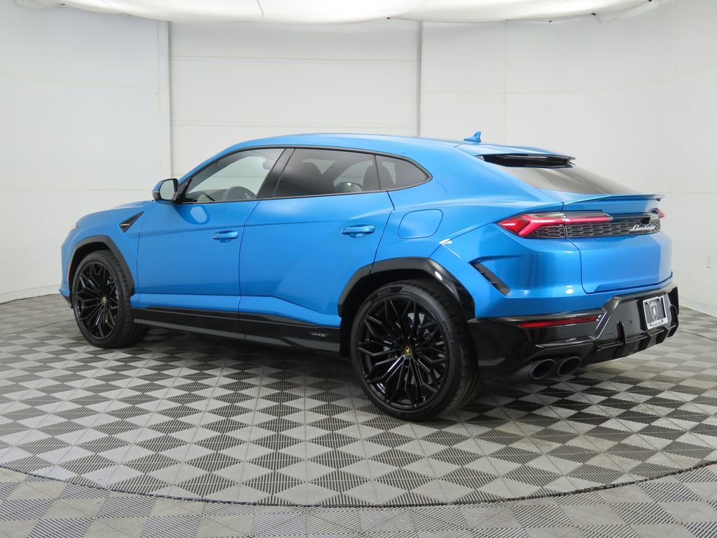 Used 2025 Lamborghini Urus SE image 7