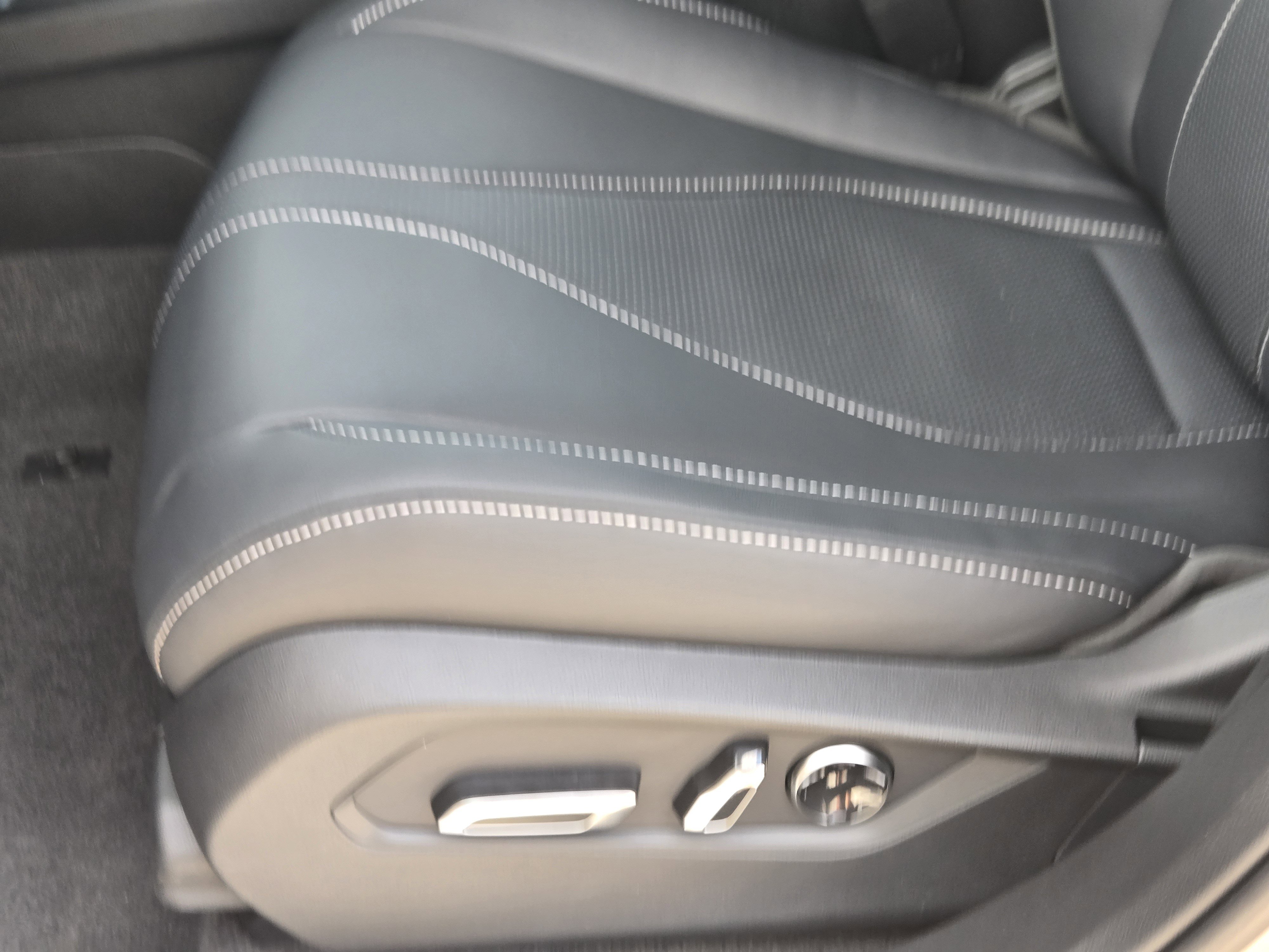 New 2025 Acura RDX SH-AWD w/ Technology Package image 17