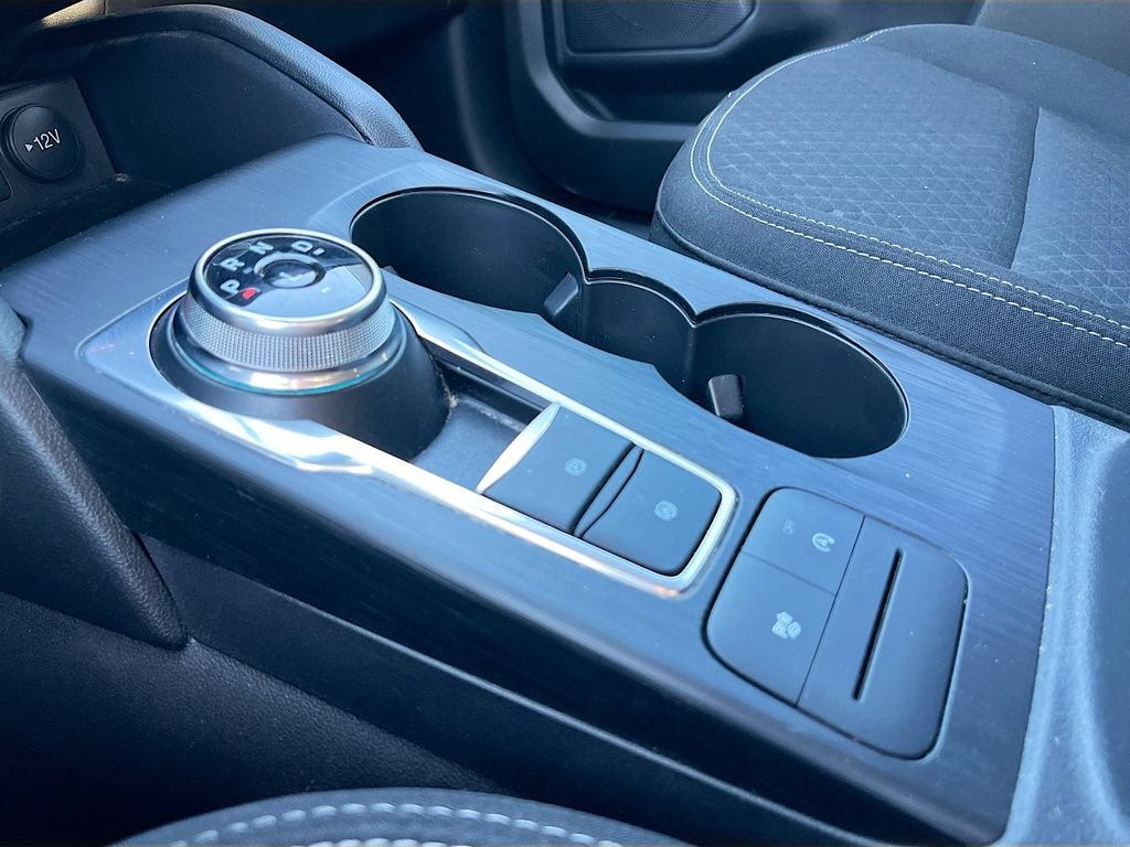 Used 2025 Ford Escape Active AWD/4WD image 16