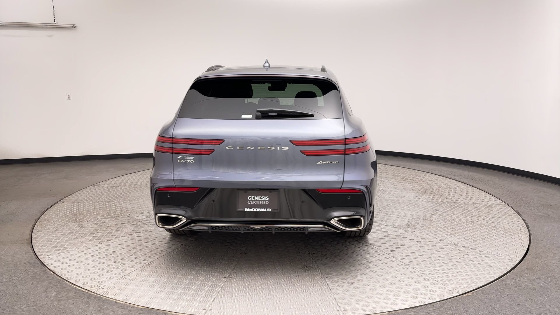 Certified 2026 Genesis GV70 3.5T Sport Prestige AWD/4WD image 3