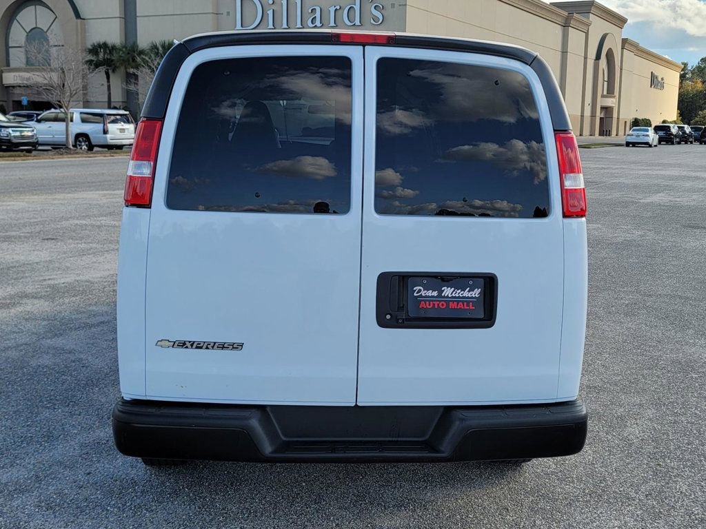 Used 2020 Chevrolet Express 2500 LS w/ Driver Convenience Package image 3