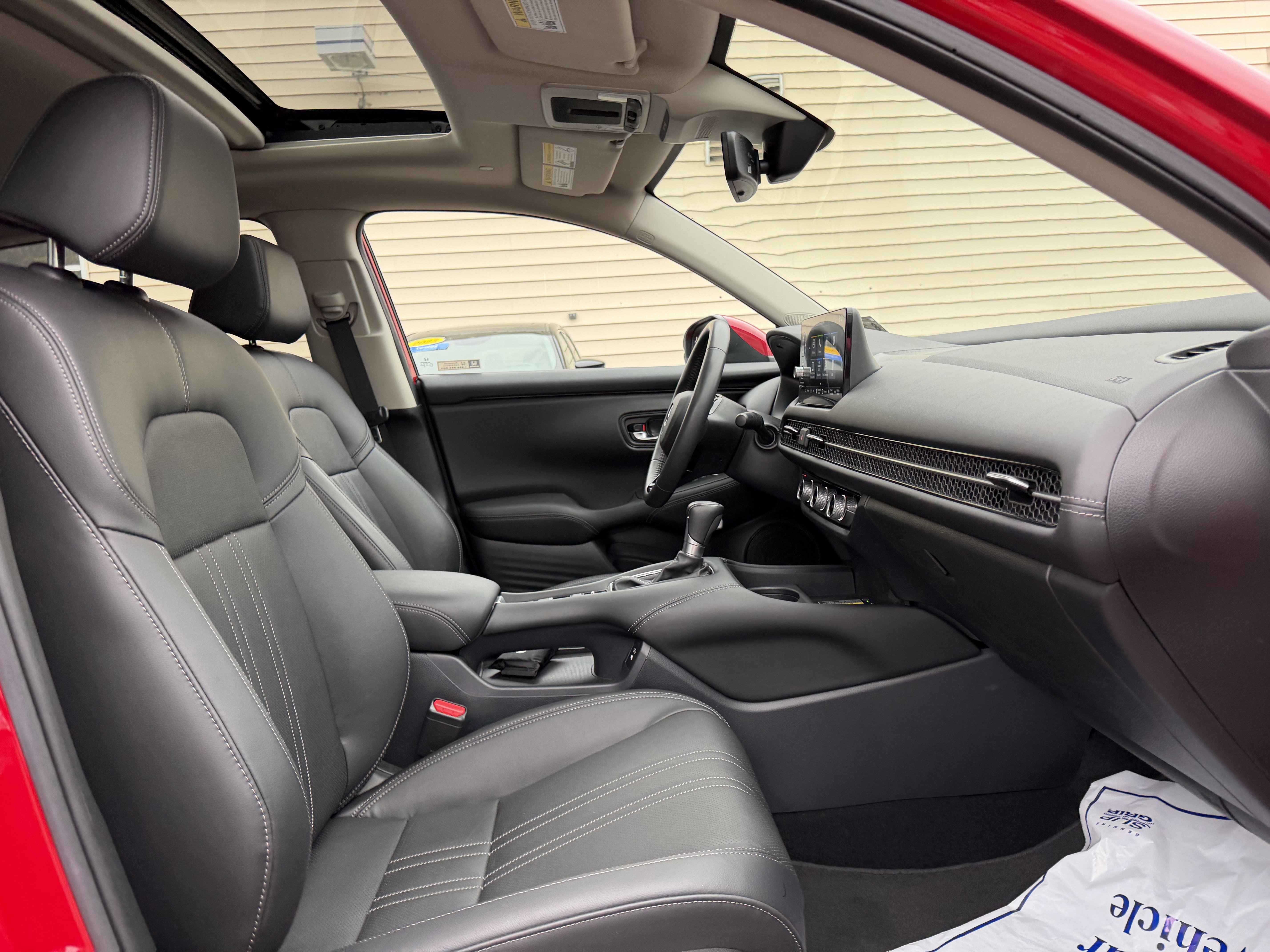 Certified 2024 Honda HR-V EX-L image 15