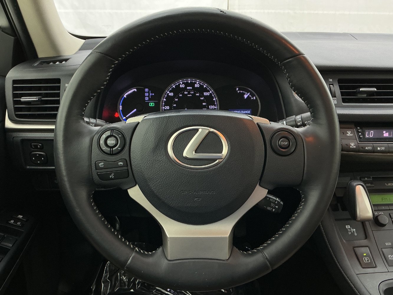 Used 2015 Lexus CT 200h FWD image 32