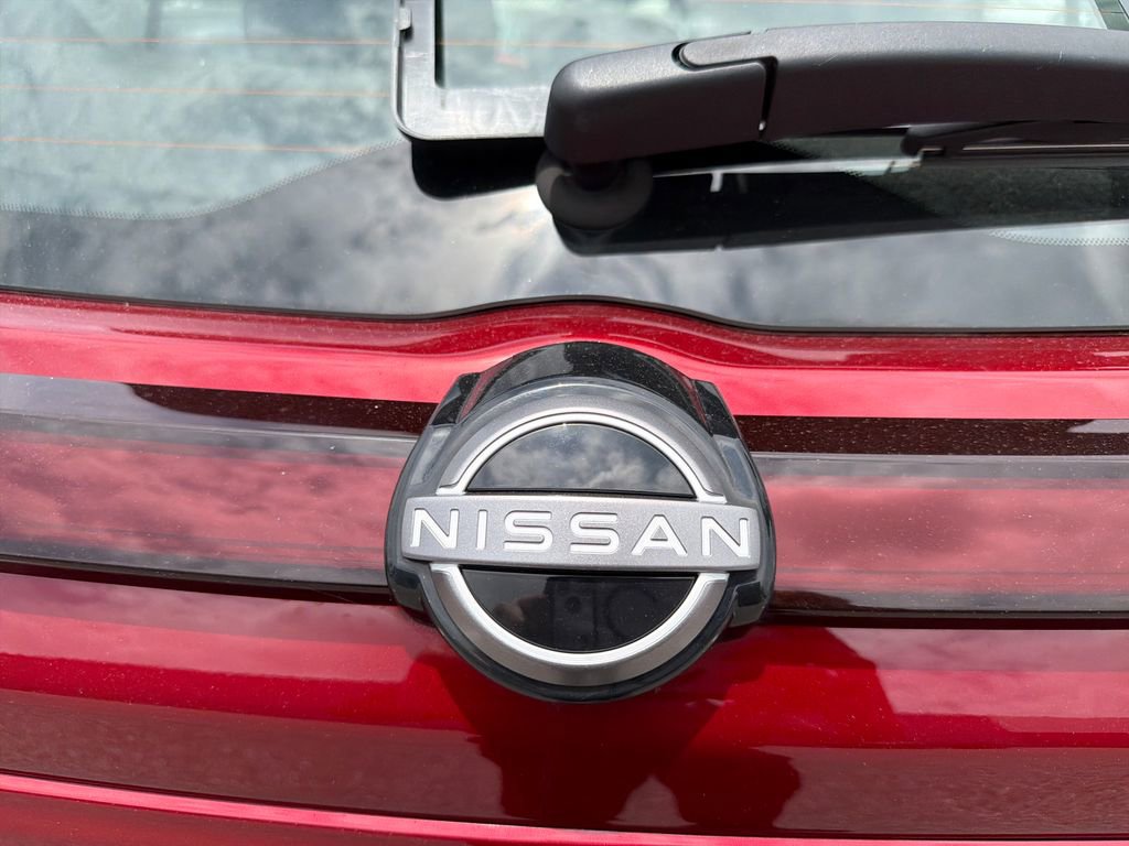 Used 2024 Nissan Kicks SR w/ SR Premium Package FWD image 20
