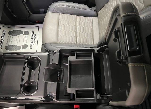 Used 2024 Chevrolet Silverado 2500 ZR2 w/ Technology Package image 41