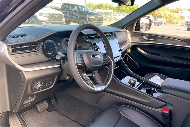 New 2026 Jeep Grand Cherokee L Limited AWD/4WD image 6