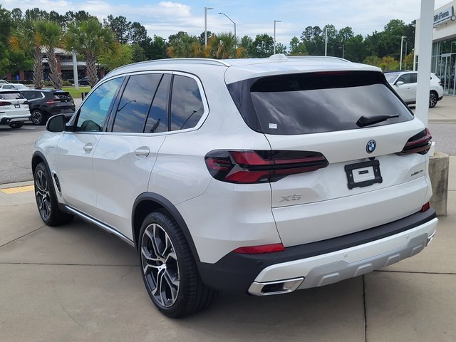 New 2026 BMW X5 xDrive50e w/ Premium Package image 6