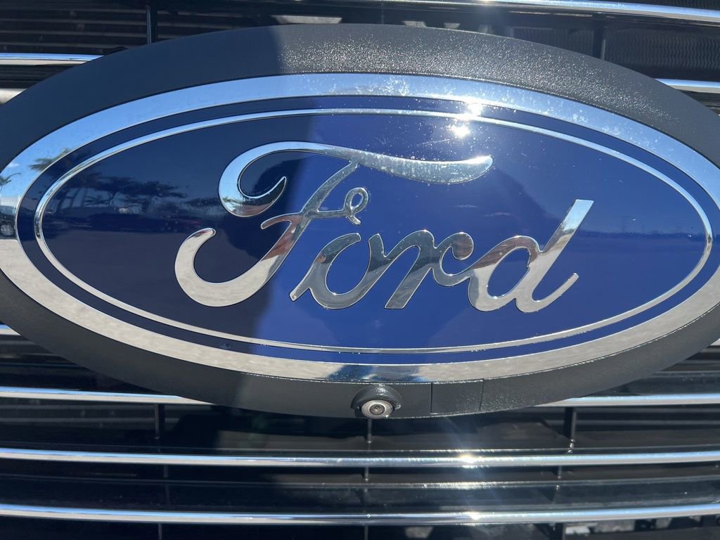 Used 2022 Ford F450 Limited w/ FX4 Off-Road Package image 59