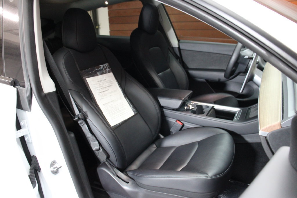 Used 2022 Tesla Model Y Long Range AWD/4WD image 7