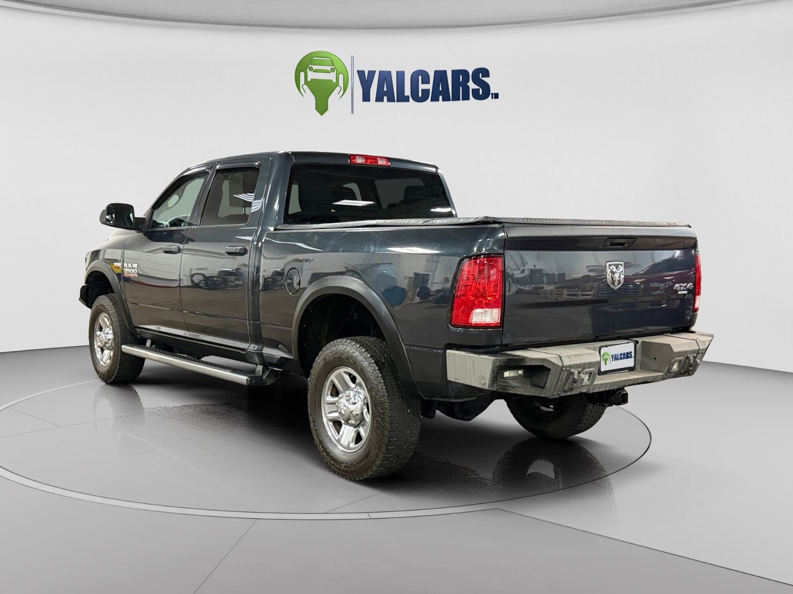 Used 2015 RAM 3500 Tradesman w/ Chrome Appearance Group AWD/4WD image 3