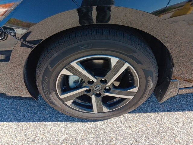 Used 2025 Nissan Sentra SV image 5