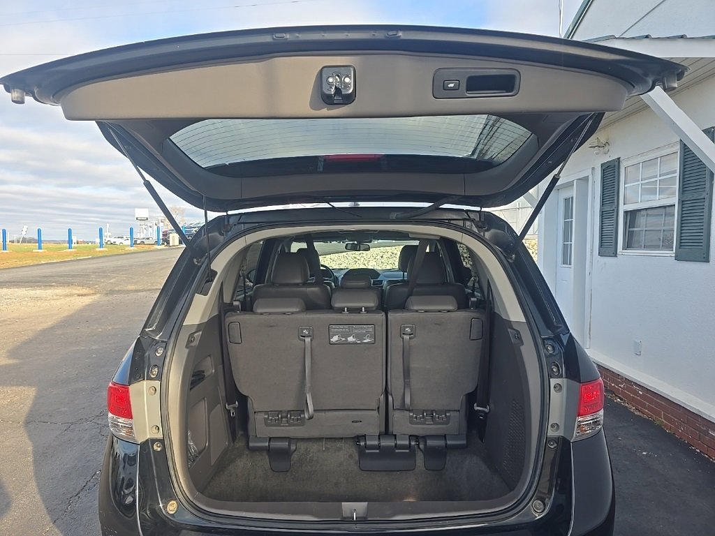 Used 2015 Honda Odyssey Touring image 19