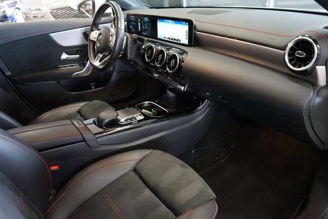 Used 2020 Mercedes-Benz CLA 250 4MATIC image 50