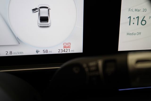 Used 2024 Hyundai Ioniq 6 Limited image 27