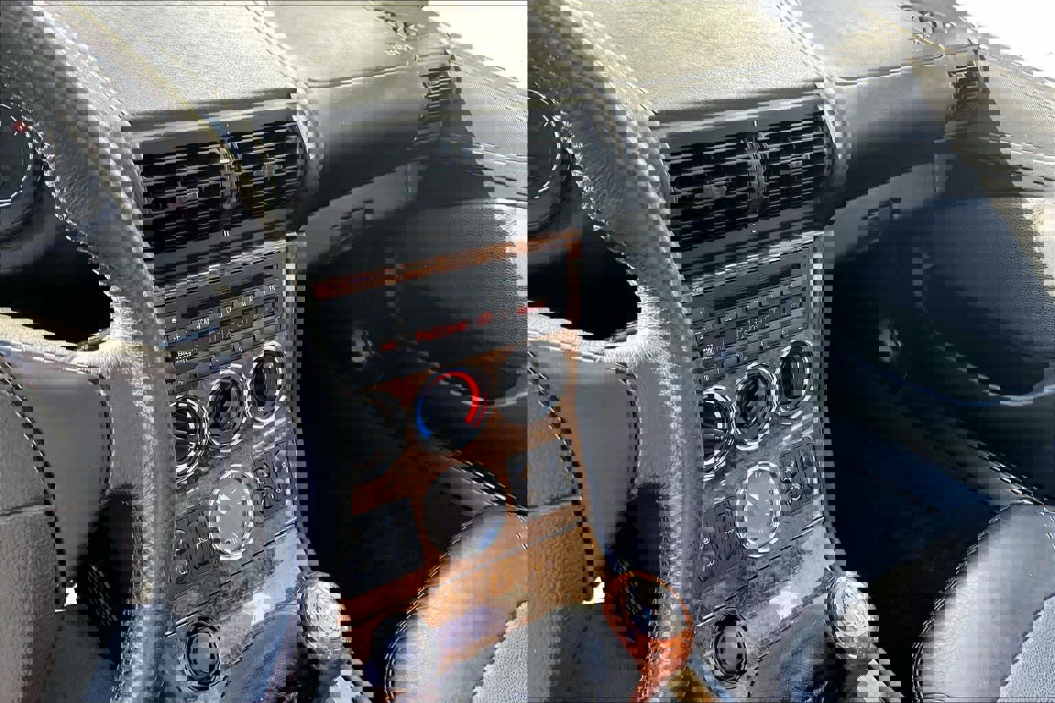 Used 2000 BMW Z3 2.5i image 6