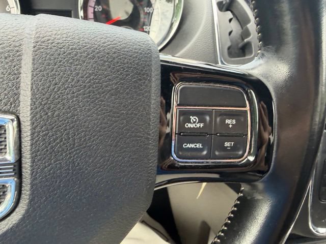 Used 2020 Dodge Grand Caravan SXT FWD image 28
