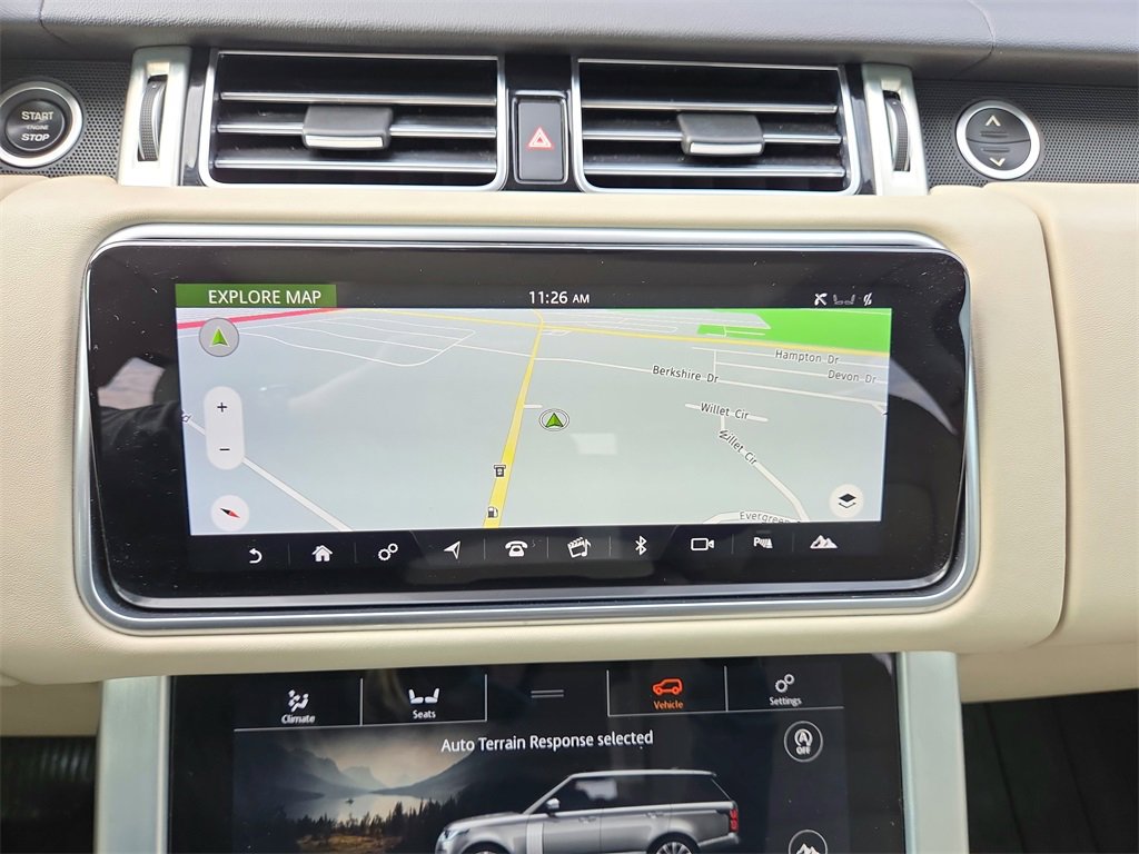 Used 2019 Land Rover Range Rover HSE image 11