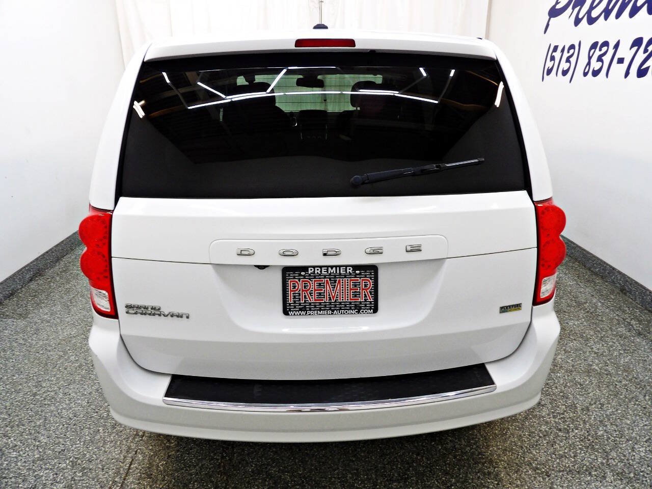 Used 2018 Dodge Grand Caravan SE w/ UConnect Hands-Free Group FWD image 5