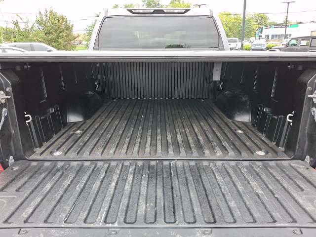 Used 2022 Toyota Tundra SR5 w/ SR5 Convenience Package AWD/4WD image 28