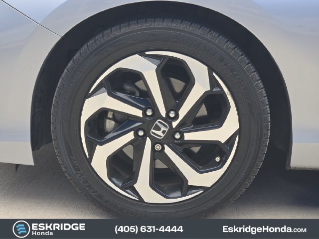 Used 2017 Honda Accord EX-L image 12