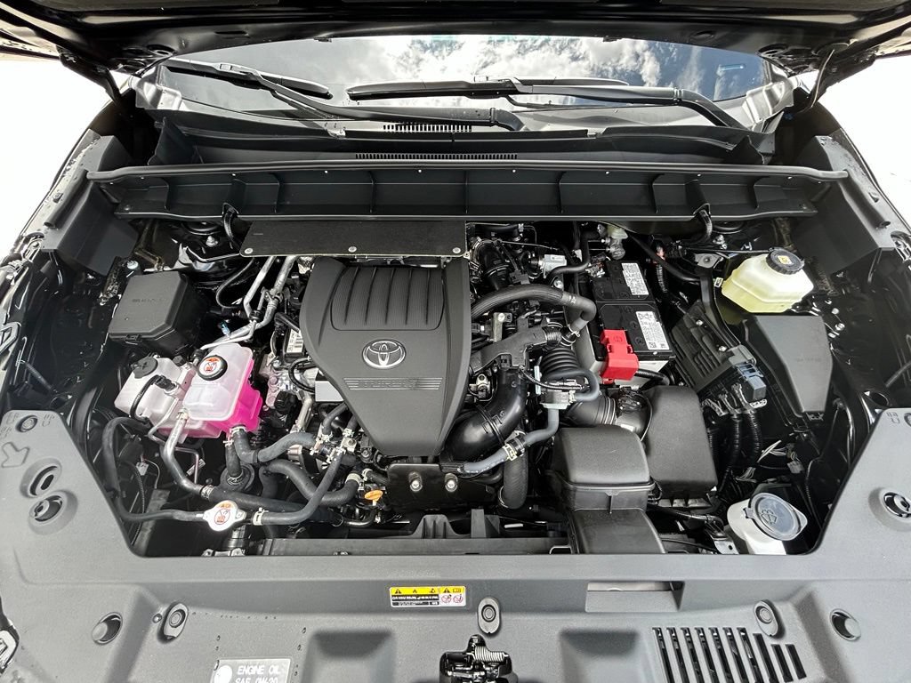 Used 2026 Toyota Highlander Limited AWD/4WD image 30
