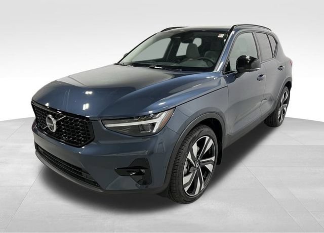 New 2026 Volvo XC40 B5 Ultra w/ Protection Package Premier AWD/4WD image 4