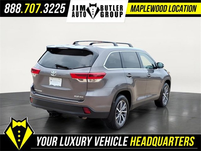Used 2019 Toyota Highlander XLE image 4