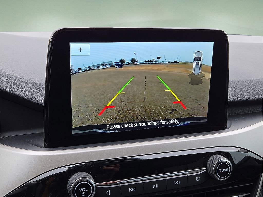 Used 2022 Ford Escape SE w/ Cold Weather Package image 29