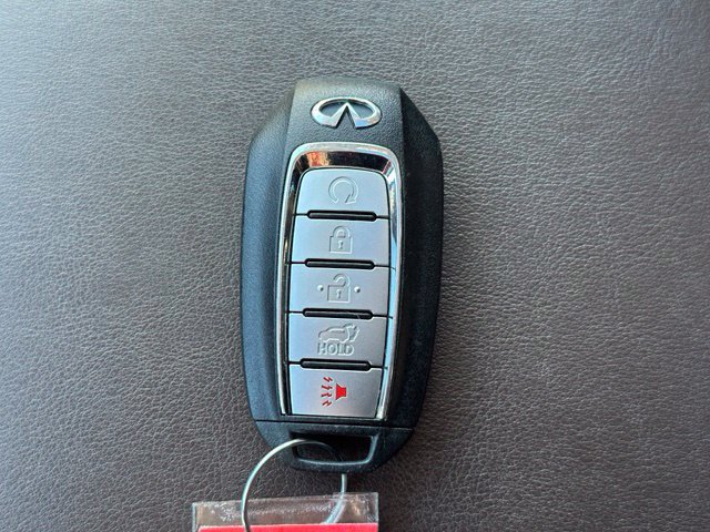 Used 2019 INFINITI QX60 Luxe w/ Sensory Package AWD/4WD image 28