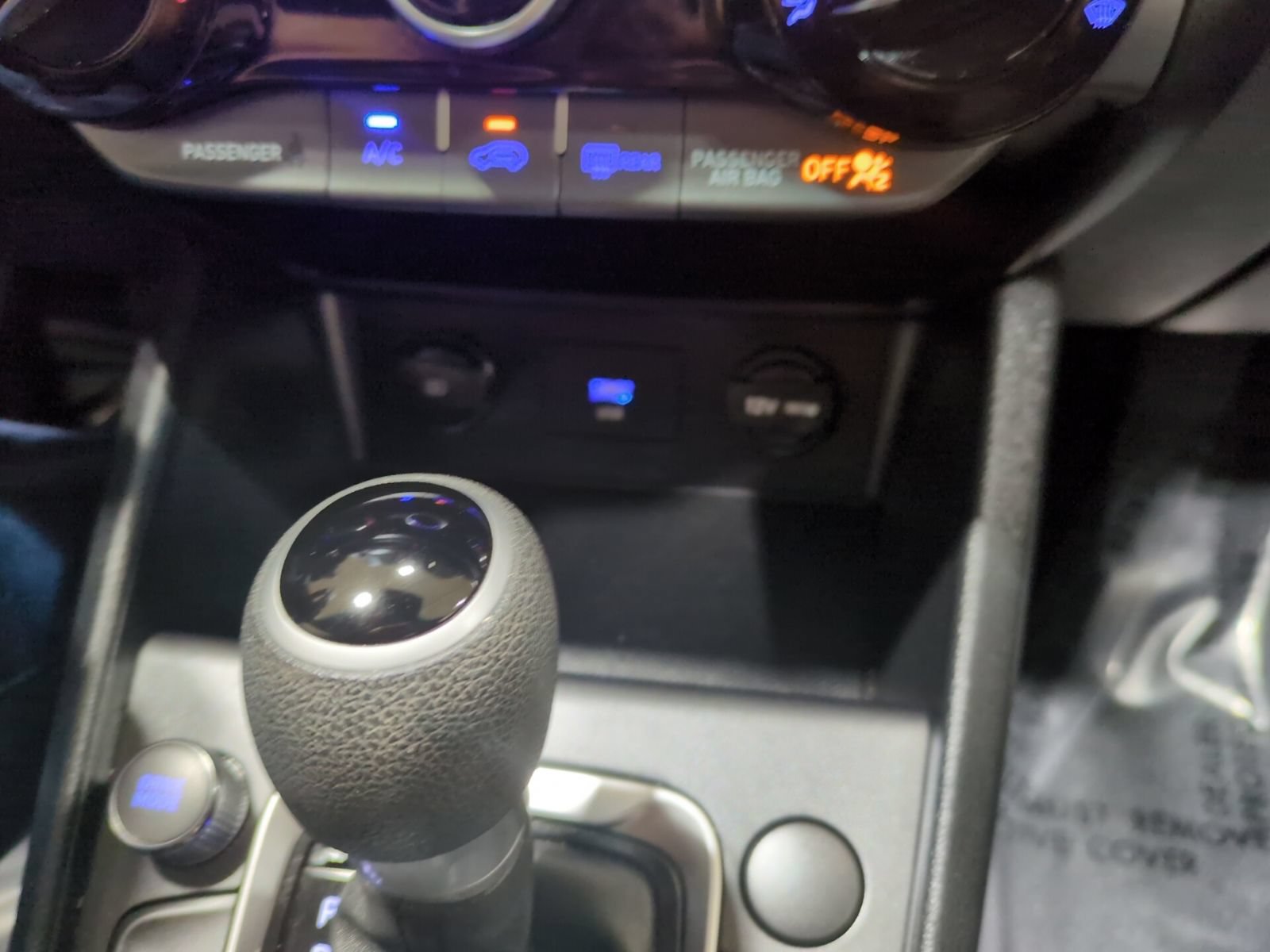 Certified 2023 Hyundai Kona SE FWD image 20